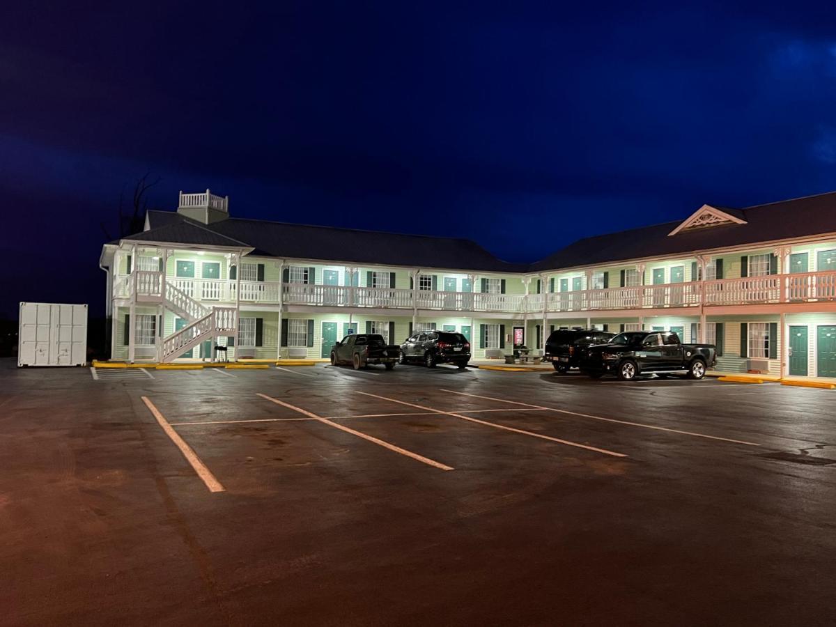 Key West Inn - Tuscumbia ภายนอก รูปภาพ