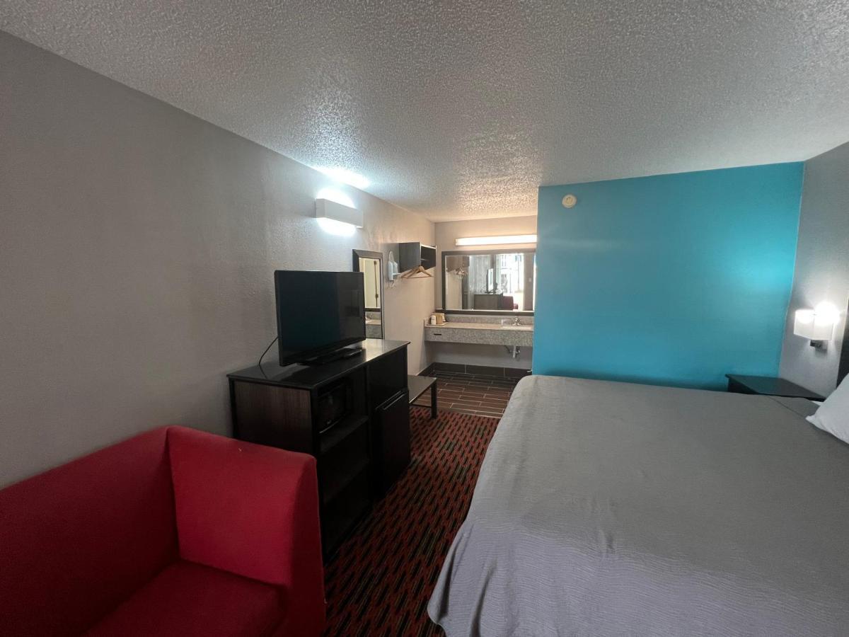 Key West Inn - Tuscumbia ภายนอก รูปภาพ